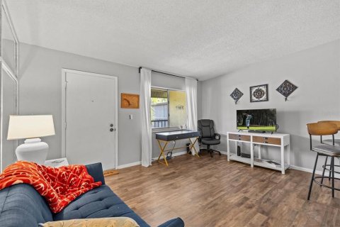 Condo in Clearwater, Florida, 1 bedroom  № 1803548 - photo 11