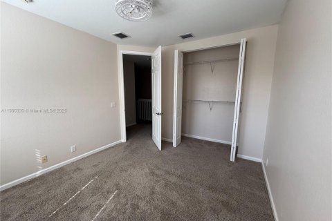 Townhouse in Boynton Beach, Florida 3 bedrooms, 158.58 sq.m. № 1956989 - photo 18