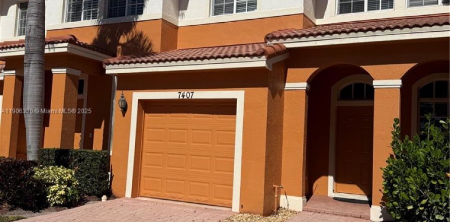 Townhouse in Boynton Beach, Florida 3 bedrooms, 158.58 sq.m. № 1956989