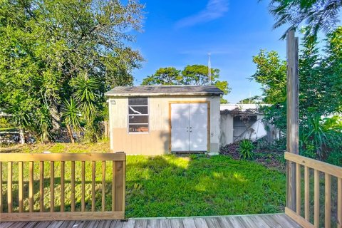 Villa ou maison à louer à Nokomis, Floride: 2 chambres, 69.12 m2 № 2165926 - photo 21
