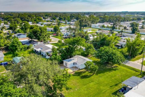 Villa ou maison à louer à Nokomis, Floride: 2 chambres, 69.12 m2 № 2165926 - photo 28