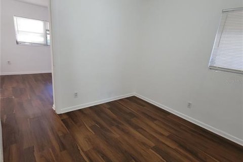 Apartamento en alquiler en Leesburg, Florida, 3 dormitorios, 83.61 m2 № 1817963 - foto 6
