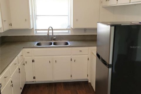 Apartamento en alquiler en Leesburg, Florida, 3 dormitorios, 83.61 m2 № 1817963 - foto 2