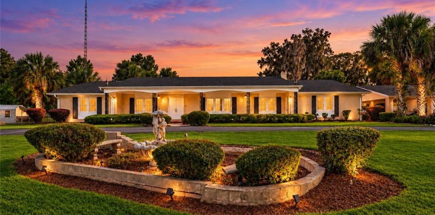 Villa ou maison à Micanopy, Floride 5 chambres, 327.76 m2 № 2406307