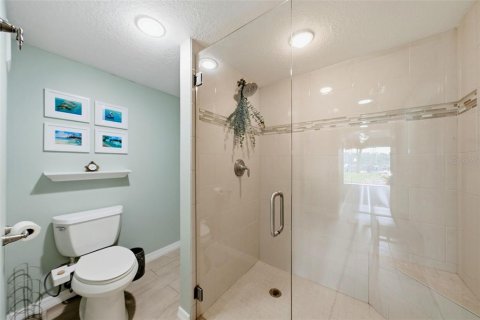 Condo in Tarpon Springs, Florida, 2 bedrooms  № 2133900 - photo 16