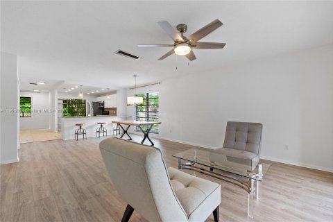 Copropriété à vendre à Boca Raton, Floride: 2 chambres, 112.97 m2 № 1963291 - photo 10