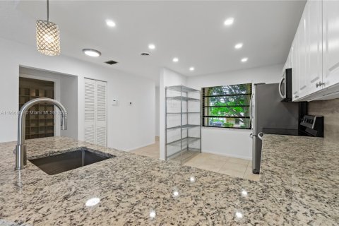 Copropriété à vendre à Boca Raton, Floride: 2 chambres, 112.97 m2 № 1963291 - photo 4