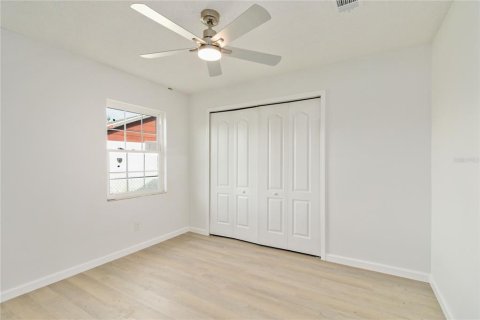 Casa en venta en Kissimmee, Florida, 4 dormitorios, 160.72 m2 № 1904661 - foto 28