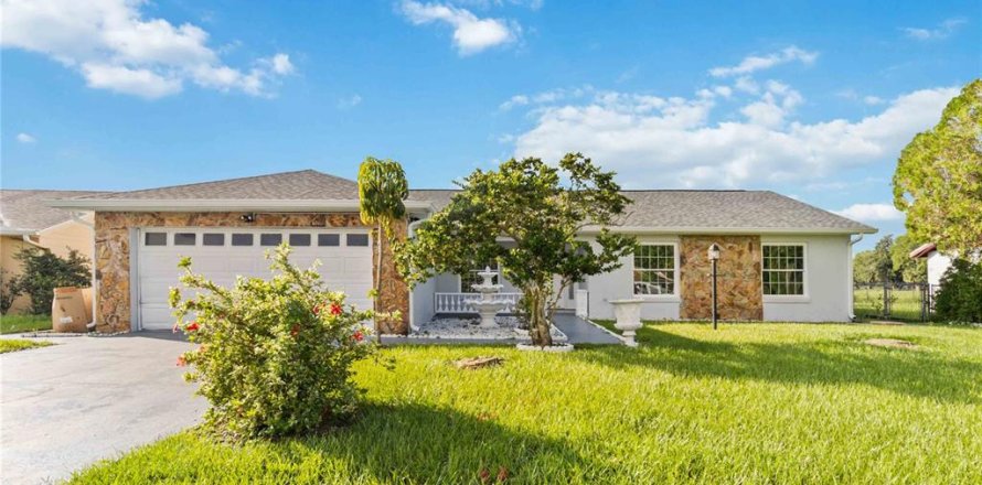 Casa en Kissimmee, Florida 4 dormitorios, 160.72 m2 № 1904661