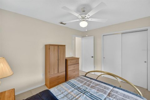 House in The Villages, Florida 2 bedrooms, 143.44 sq.m. № 1917946 - photo 19