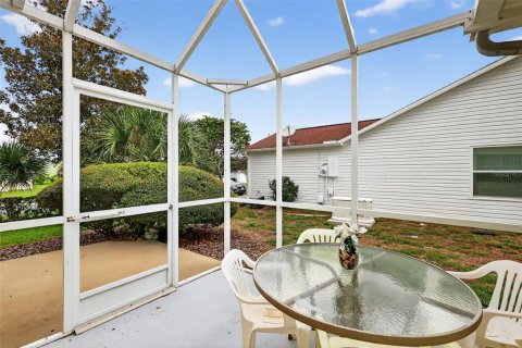 House in The Villages, Florida 2 bedrooms, 143.44 sq.m. № 1917946 - photo 25