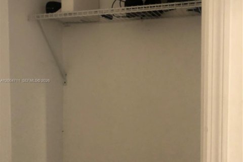 Apartment in Miami, Florida 2 bedrooms, 91.04 sq.m. № 2068743 - photo 7