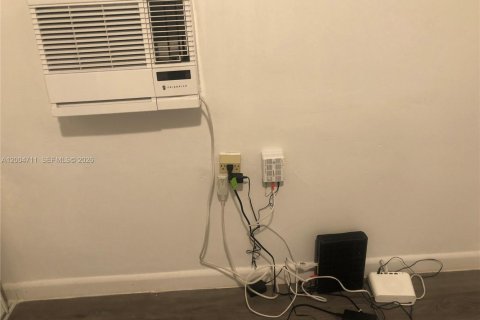 Apartment in Miami, Florida 2 bedrooms, 91.04 sq.m. № 2068743 - photo 8