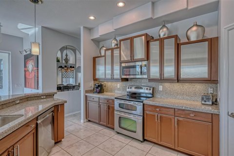 House in Sarasota, Florida 3 bedrooms, 250 sq.m. № 383278 - photo 22