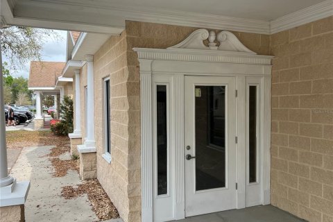 Propiedad comercial en alquiler en Brandon, Florida, 394.28 m2 № 1062887 - foto 13