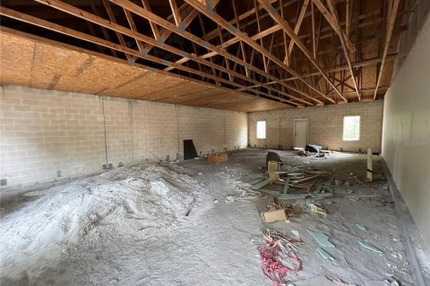 Propiedad comercial en alquiler en Brandon, Florida, 394.28 m2 № 1062887 - foto 14