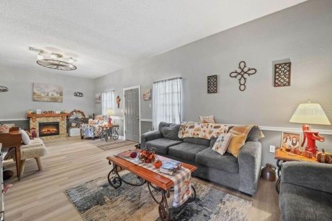 Villa ou maison à vendre à Ona, Floride: 4 chambres, 240.8 m2 № 1391430 - photo 4