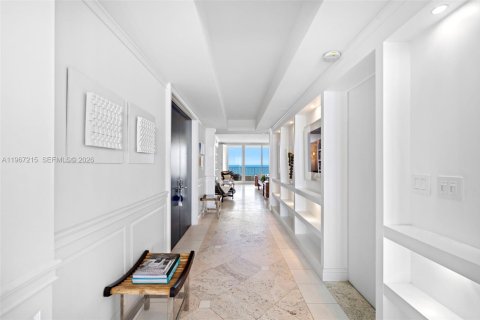 Снять в аренду кондоминиум в Ки-Бискейн, Флорида 3 спальни, 258.27м2, № 2031629 - фото 6