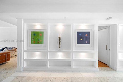 Снять в аренду кондоминиум в Ки-Бискейн, Флорида 3 спальни, 258.27м2, № 2031629 - фото 5