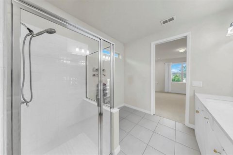 House in Tampa, Florida 4 bedrooms, 200.3 sq.m. № 1808235 - photo 29