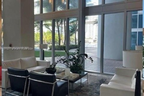 Condominio en alquiler en Miami, Florida, 41.9 m2 № 1988035 - foto 30