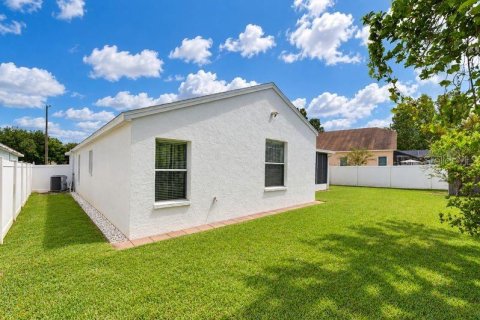 Villa ou maison à vendre à Valrico, Floride: 3 chambres, 162.58 m2 № 2437290 - photo 9