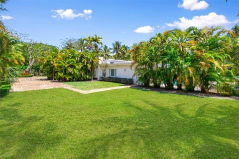 Casa en alquiler en Pinecrest, Florida, 4 dormitorios, 177.91 m2 № 2006423 - foto 17