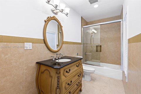 Casa en alquiler en Pinecrest, Florida, 4 dormitorios, 177.91 m2 № 2006423 - foto 13