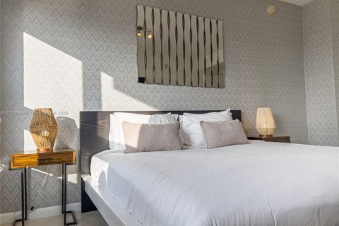 Condominio en alquiler en Miami, Florida, 1 dormitorio, 67.45 m2 № 2060023 - foto 18