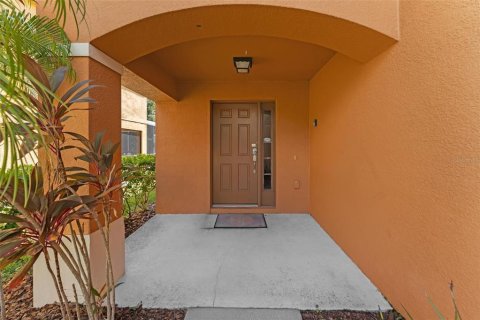 Villa ou maison à vendre à Kissimmee, Floride: 4 chambres, 189.33 m2 № 1883109 - photo 2