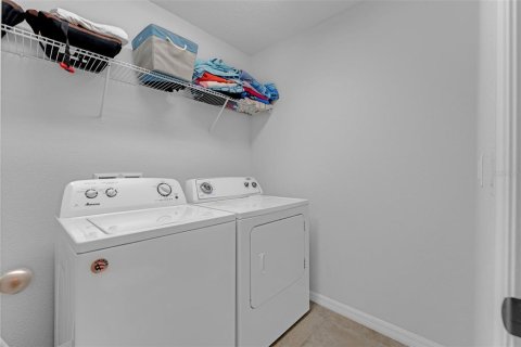 Villa ou maison à vendre à Kissimmee, Floride: 4 chambres, 189.33 m2 № 1883109 - photo 27