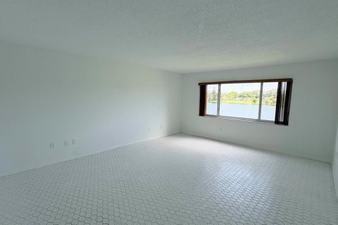 Copropriété à louer à Miami, Floride: 3 chambres, 158.58 m2 № 2397753 - photo 27