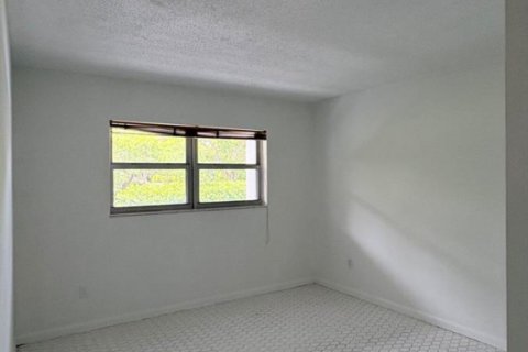 Copropriété à louer à Miami, Floride: 3 chambres, 158.58 m2 № 2397753 - photo 20