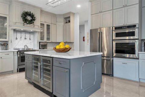 Casa en venta en Homestead, Florida, 4 dormitorios, 404.68 m2 № 1982045 - foto 16