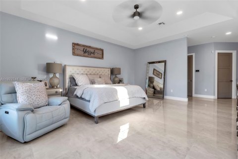 Casa en venta en Homestead, Florida, 4 dormitorios, 404.68 m2 № 1982045 - foto 26
