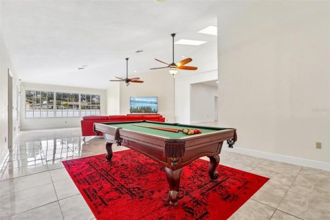 Casa en venta en Lakeland, Florida, 6 dormitorios, 396.14 m2 № 2214591 - foto 20
