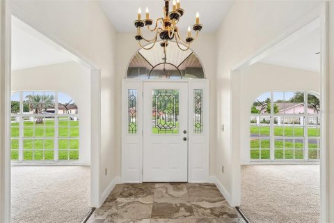 Casa en venta en Lakeland, Florida, 6 dormitorios, 396.14 m2 № 2214591 - foto 3