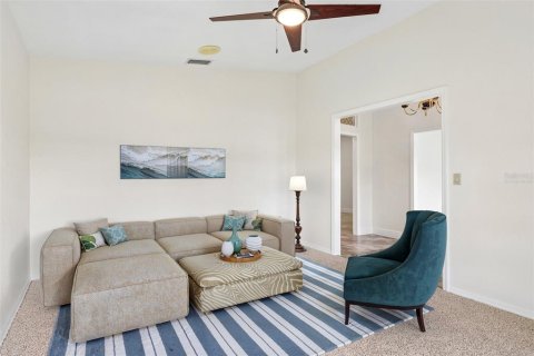 Casa en venta en Lakeland, Florida, 6 dormitorios, 396.14 m2 № 2214591 - foto 6