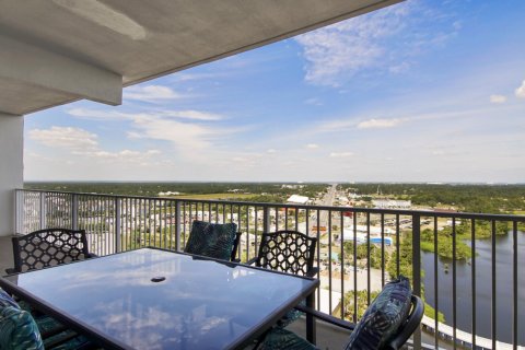 Condominio en venta en Panama City Beach, Florida, 3 dormitorios, 156.17 m2 № 562176 - foto 1