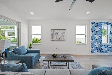 Casa en venta en Sarasota, Florida, 5 dormitorios, 280.84 m2 № 1590146 - foto 23