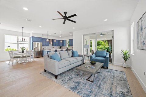 Casa en venta en Sarasota, Florida, 5 dormitorios, 280.84 m2 № 1590146 - foto 22