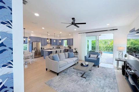 Casa en venta en Sarasota, Florida, 5 dormitorios, 280.84 m2 № 1590146 - foto 9