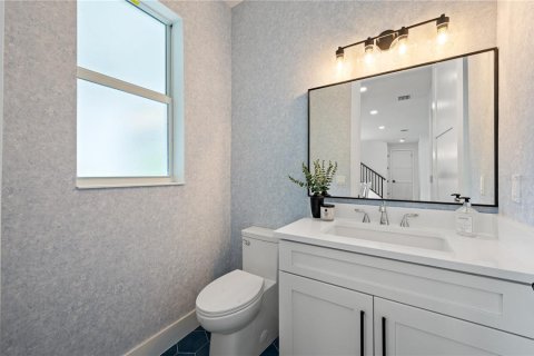 Casa en venta en Sarasota, Florida, 5 dormitorios, 280.84 m2 № 1590146 - foto 14