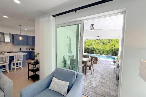 Casa en venta en Sarasota, Florida, 5 dormitorios, 280.84 m2 № 1590146 - foto 10