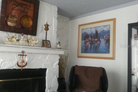 Casa en venta en Brandon, Florida, 5 dormitorios, 192.03 m2 № 1801356 - foto 19
