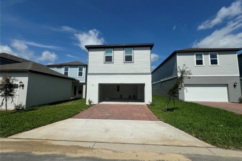 House in Winter Garden, Florida 4 bedrooms, 193.42 sq.m. № 1910871 - photo 23