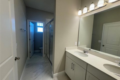 House in Winter Garden, Florida 4 bedrooms, 193.42 sq.m. № 1910871 - photo 15
