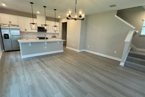 House in Winter Garden, Florida 4 bedrooms, 193.42 sq.m. № 1910871 - photo 6