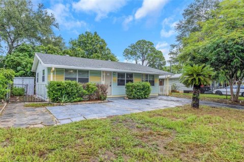 Casa en venta en Saint Petersburg, Florida, 2 dormitorios, 93.65 m2 № 2342261 - foto 2