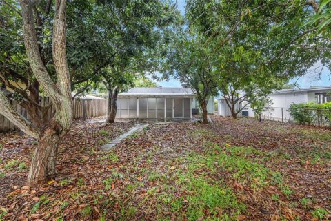 Casa en venta en Saint Petersburg, Florida, 2 dormitorios, 93.65 m2 № 2342261 - foto 4